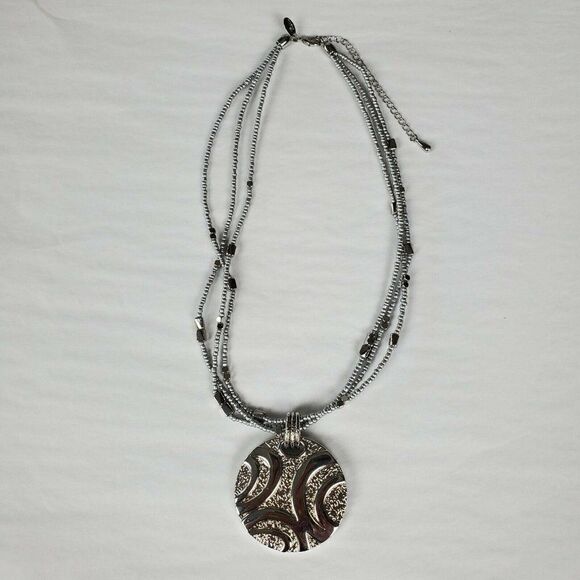 Lia Sophia Multi-Strand Gray Glass‎ Sead Bead Synergy Pendant Necklace Statement - Picture 3 of 10